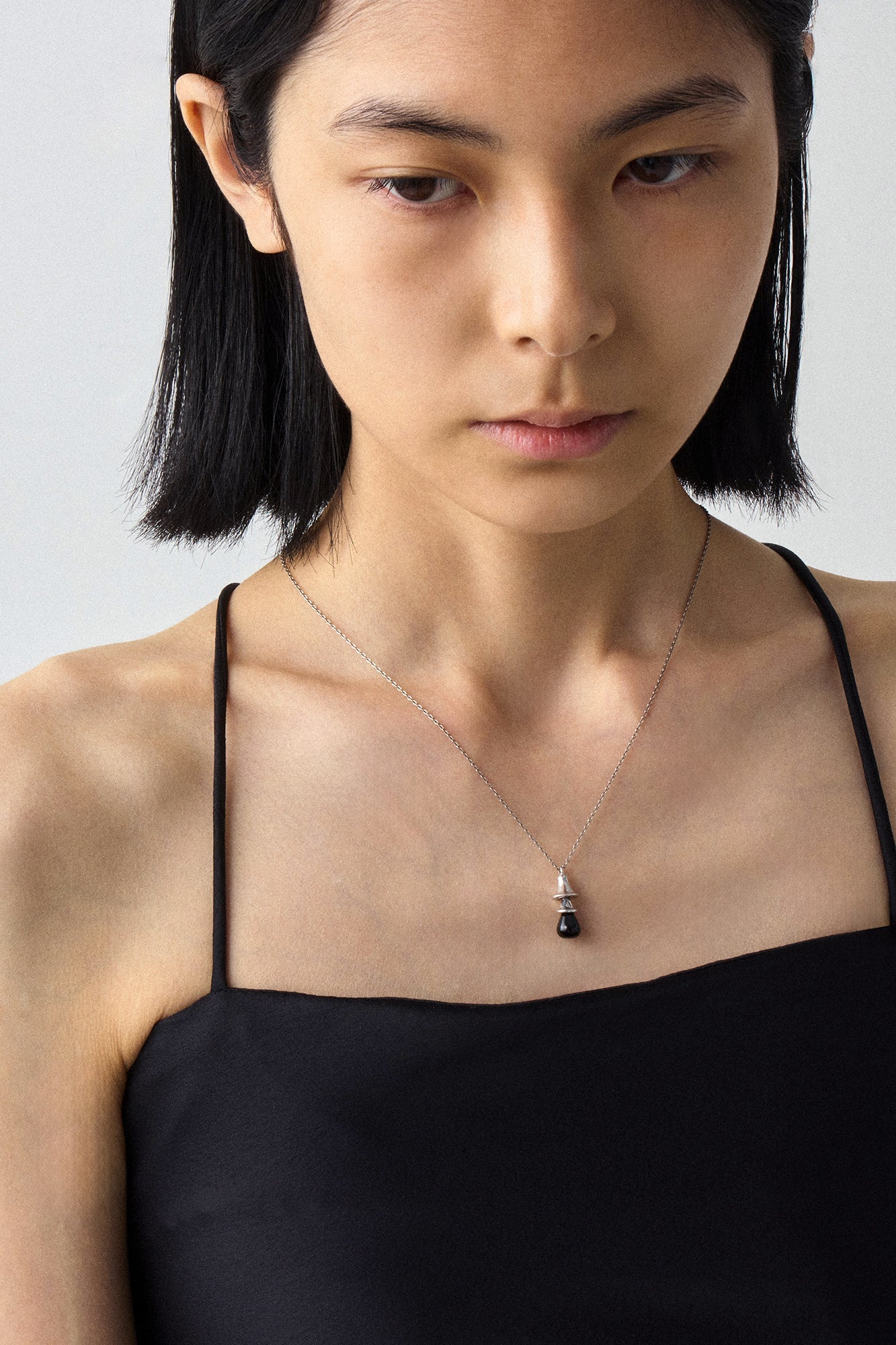 ブラックベル シルバーネックレス