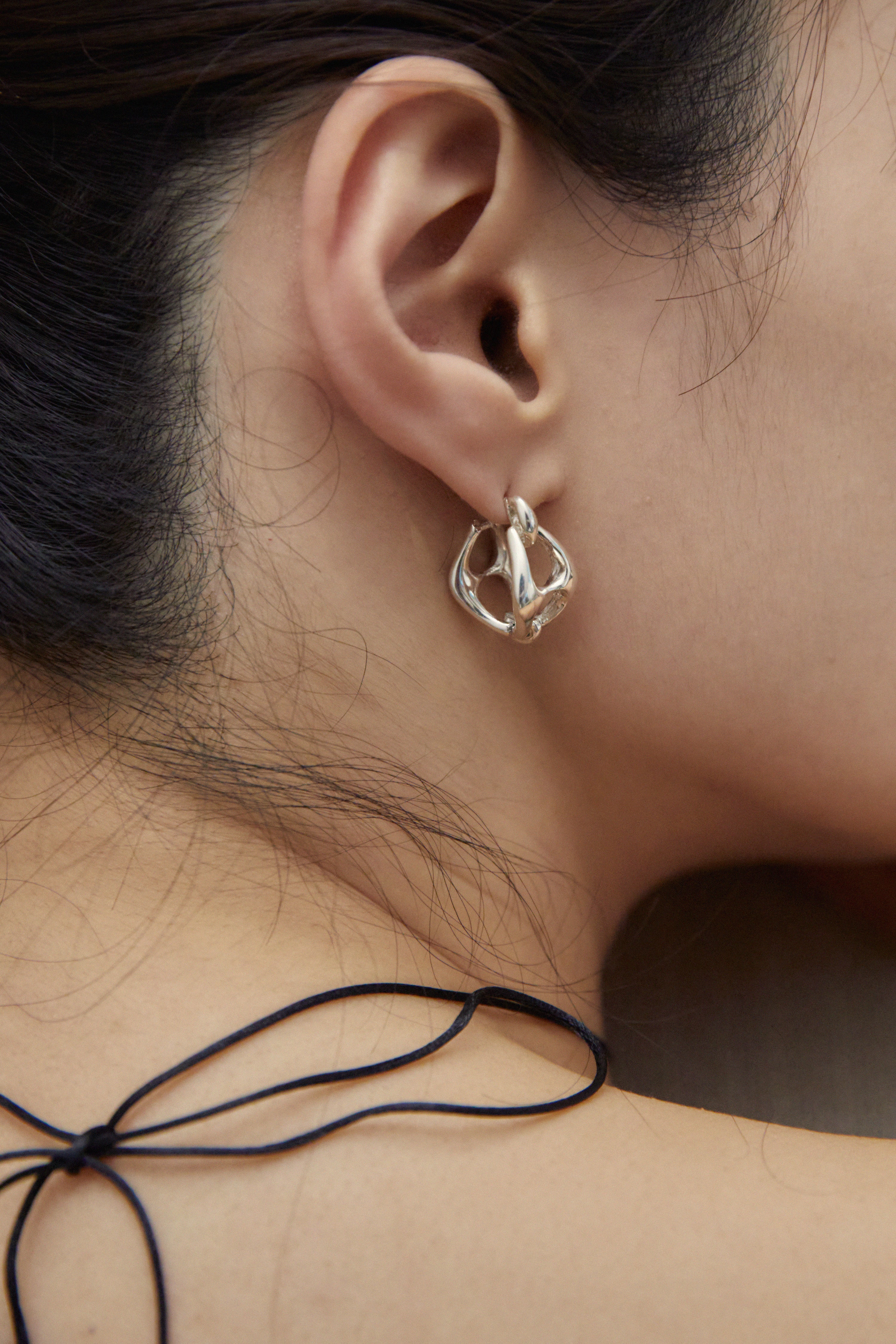 CF アンカーチェーンフープピアス