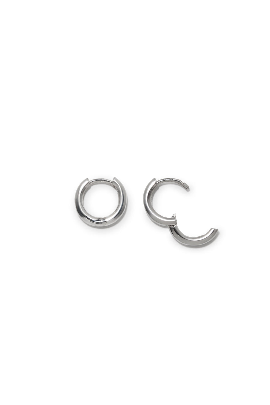 CLASSIC SMALL HOOPS
