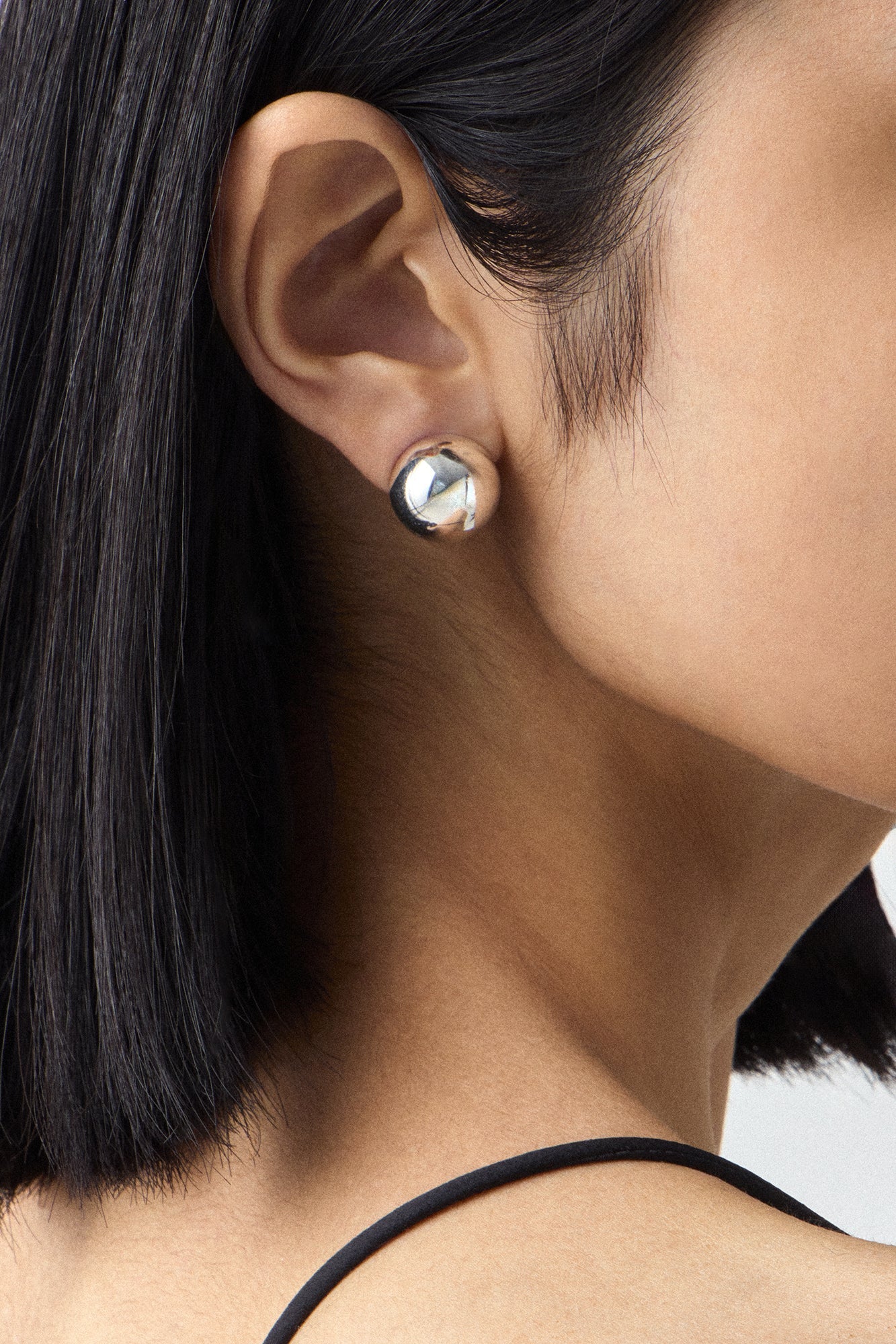 أقراط نصف كروية