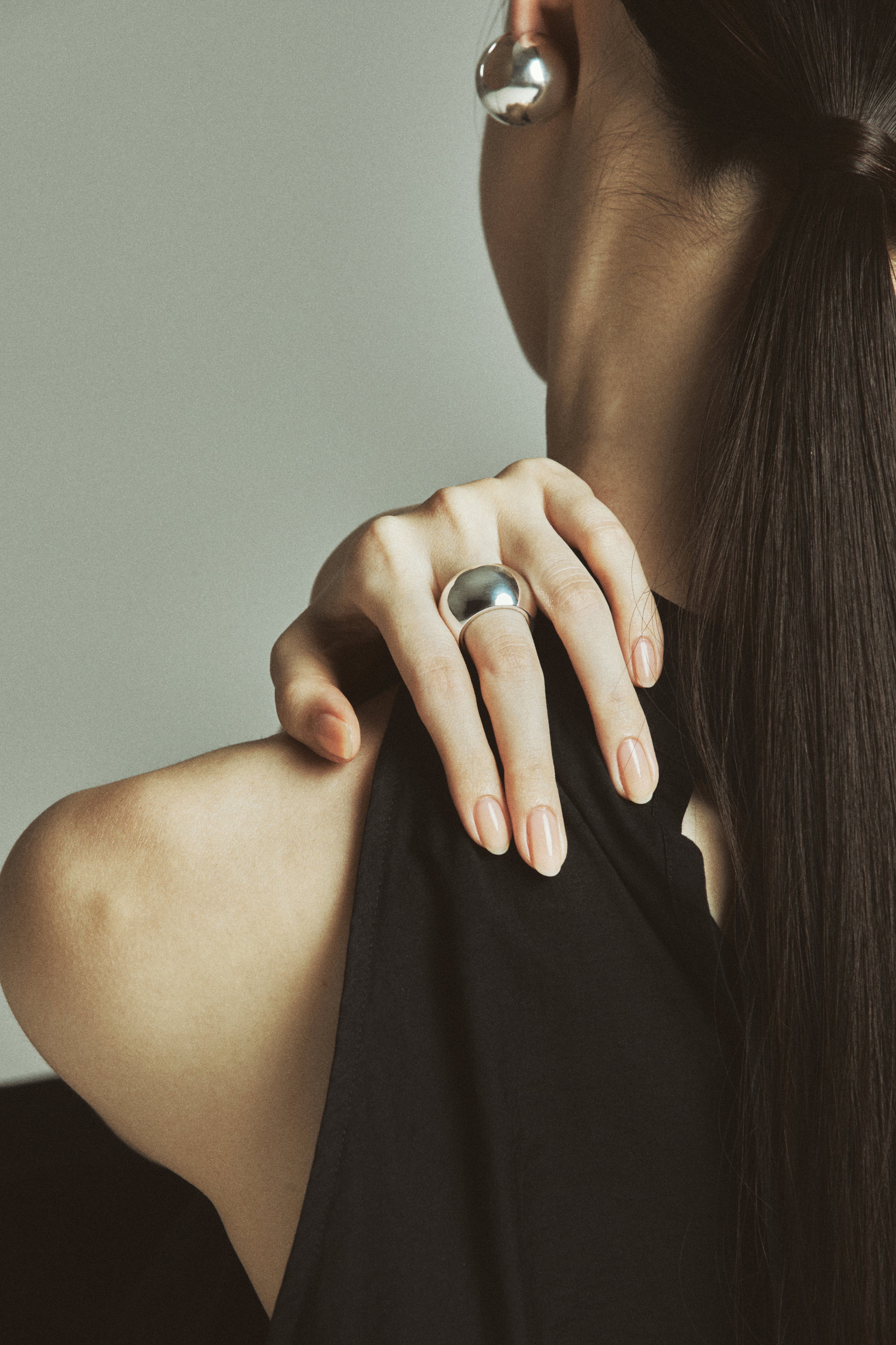 新款奢华圆顶戒指