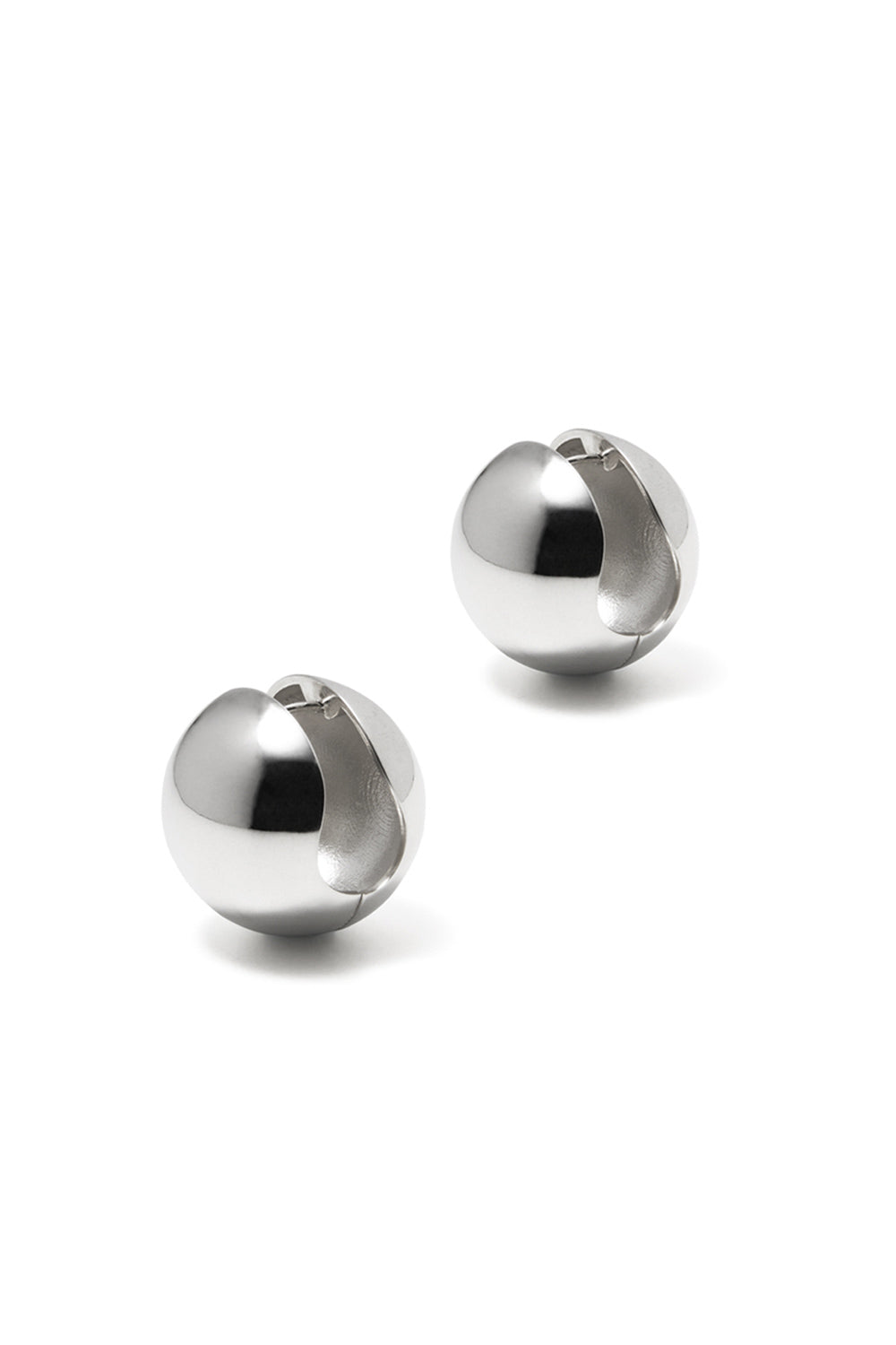 NUEVOS PENDIENTES HUGGIE DE LUJO