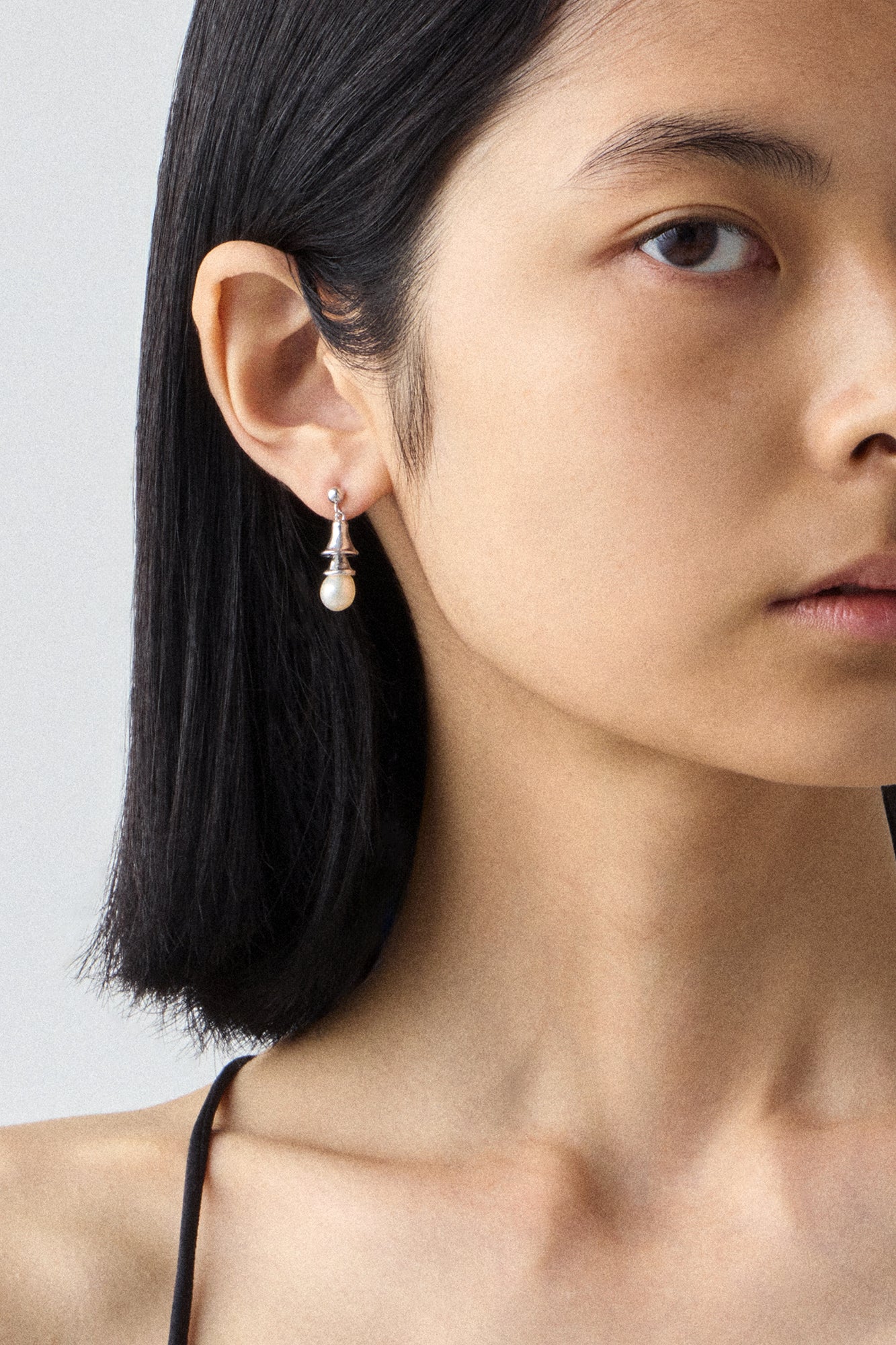 珍珠铃铛银耳环