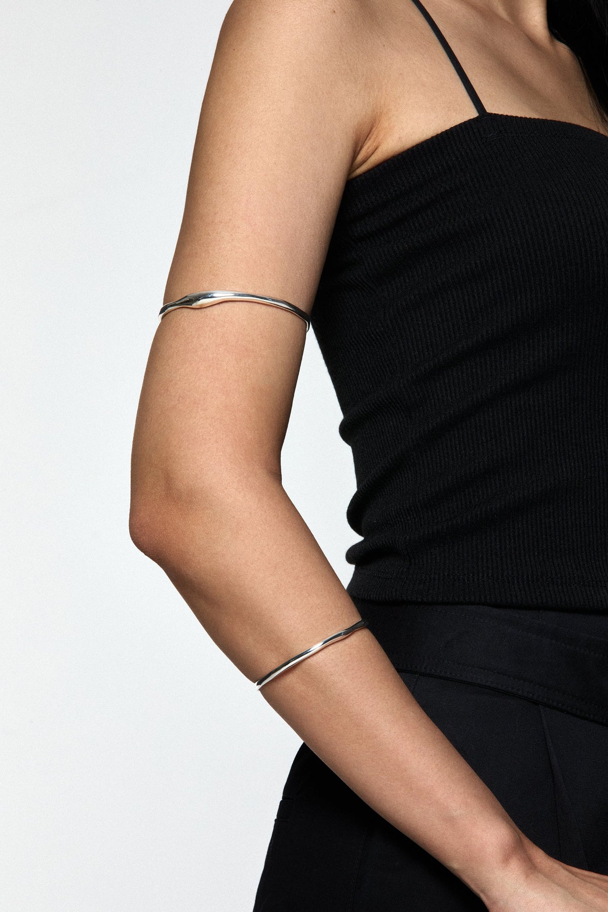 SLEEK ARM BANGLE SET