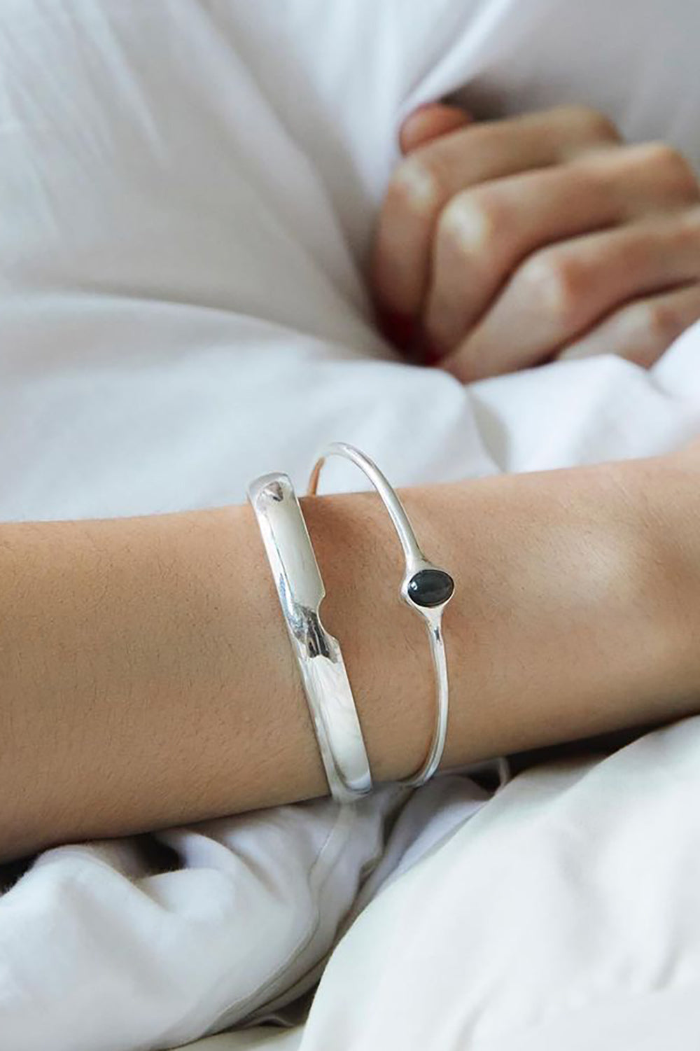 BRACCIALE GRIGIO VULCANICO