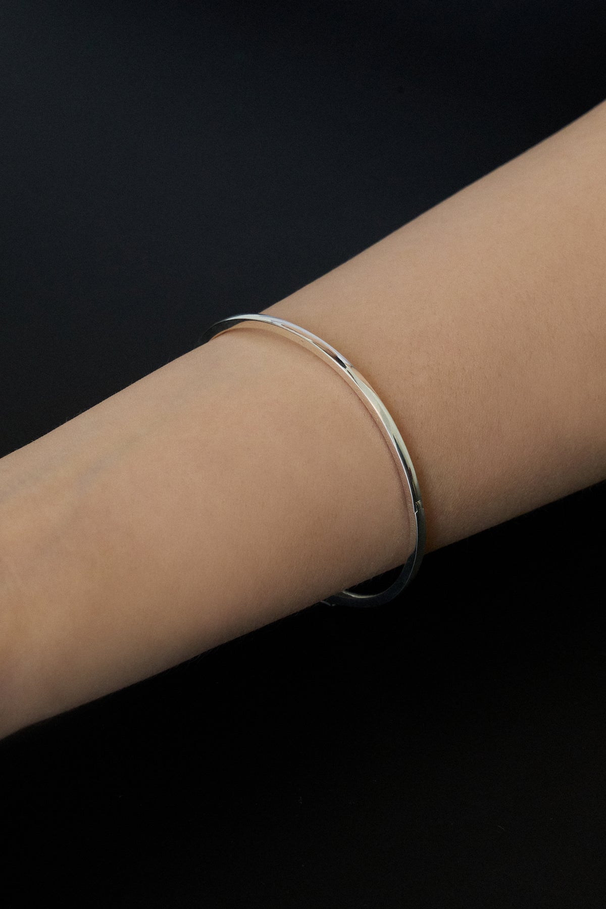WHITE SAPPHIRE BRACELET
