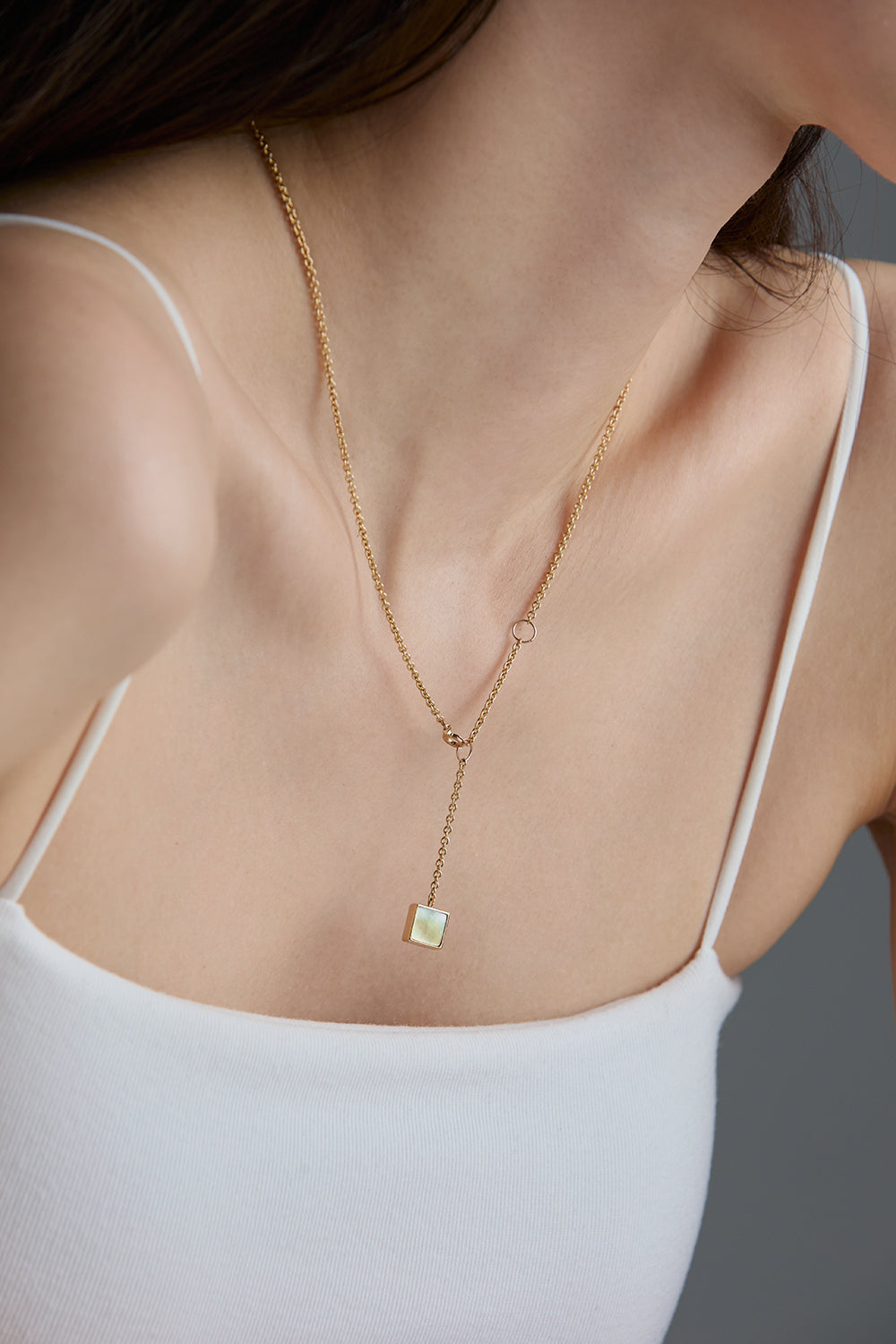 ヌードシェルネックレス