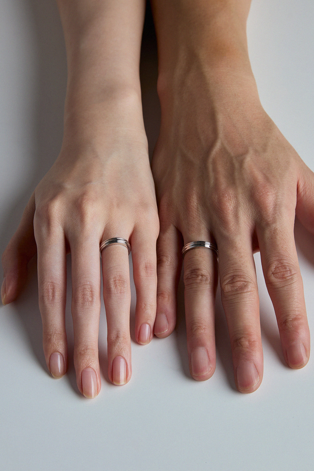 10K白金扁平陶器容器戒指