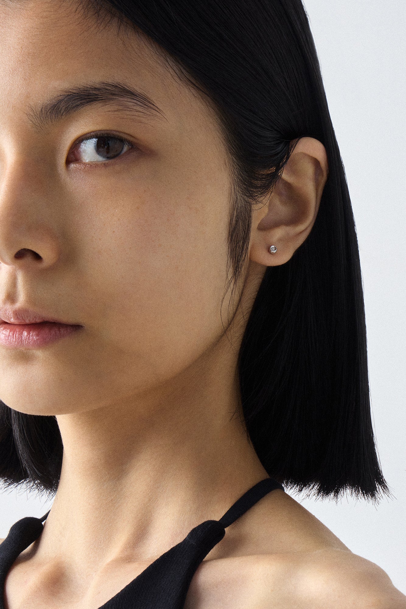 10K ホワイトゴールド ダイヤモンド パーフェクション スタッズ 小