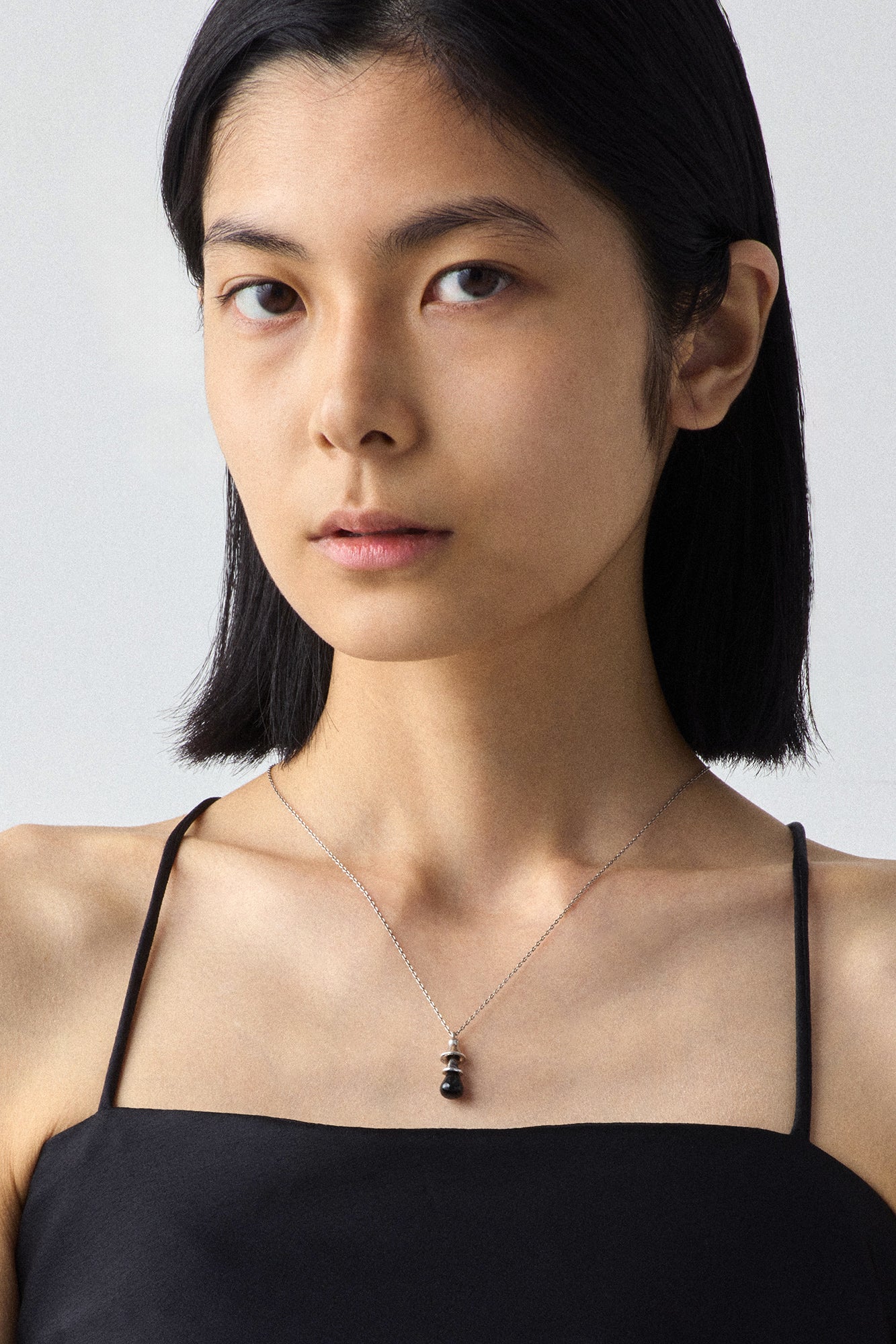 ブラックベル シルバーネックレス