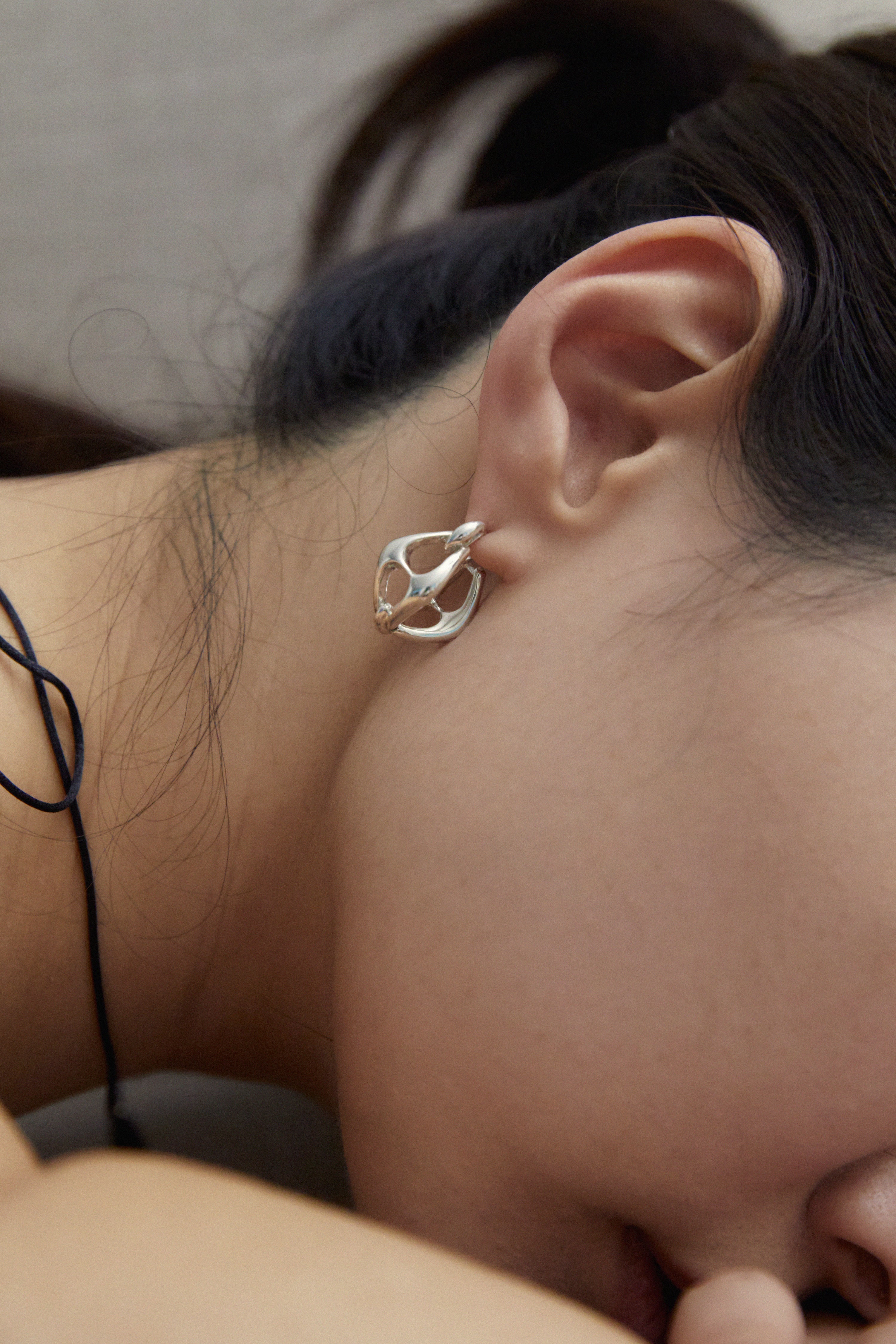 CF アンカーチェーンフープピアス