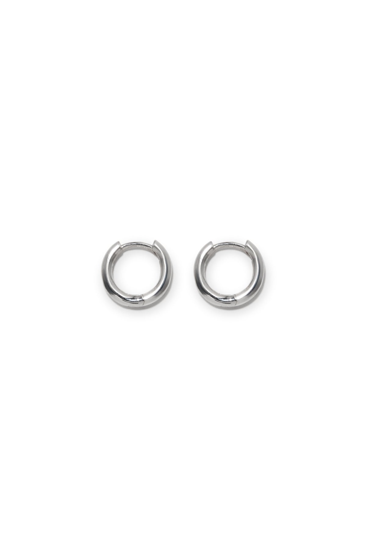 CLASSIC SMALL HOOPS