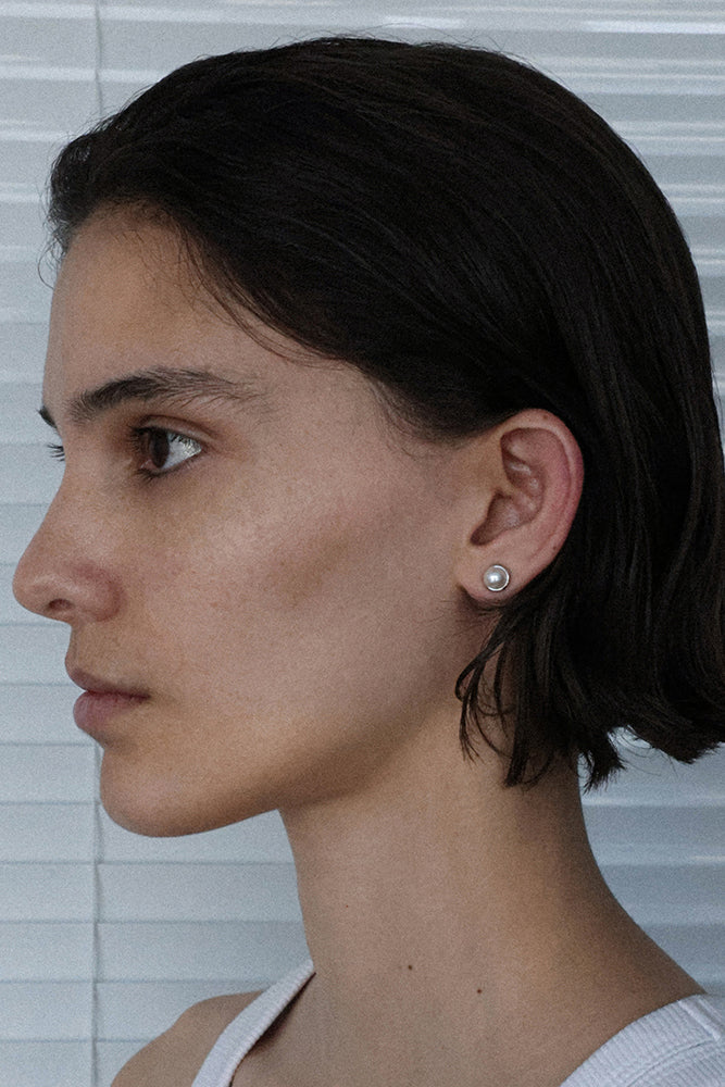 COLD WHITE 6mm パールイヤリング