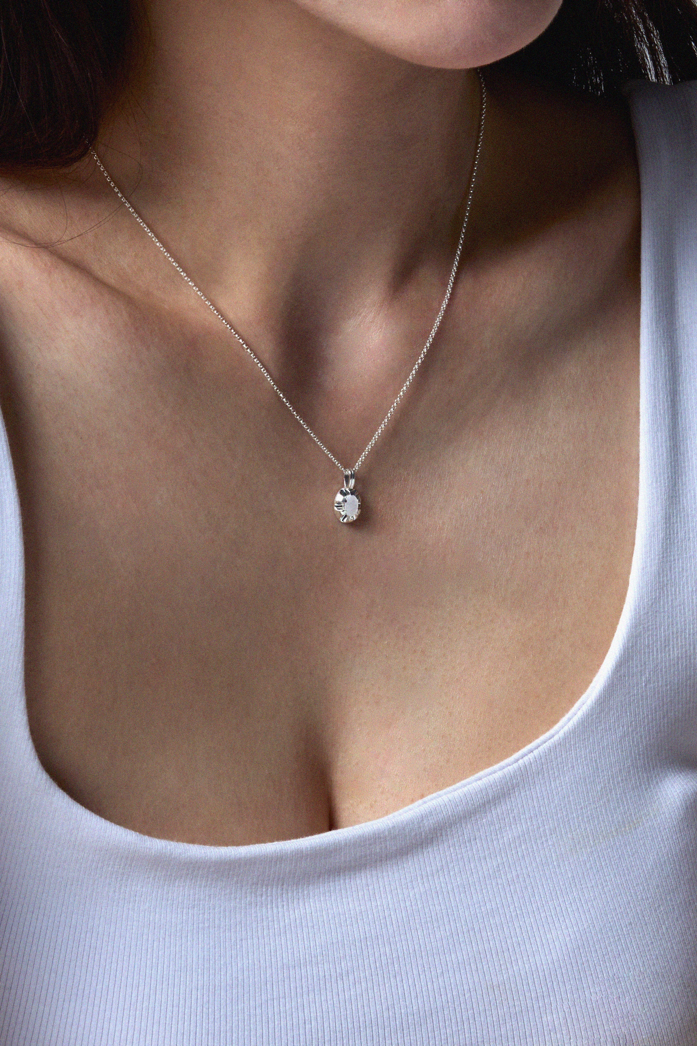 COLLIER ARGENT QUARTZ GRIFFE