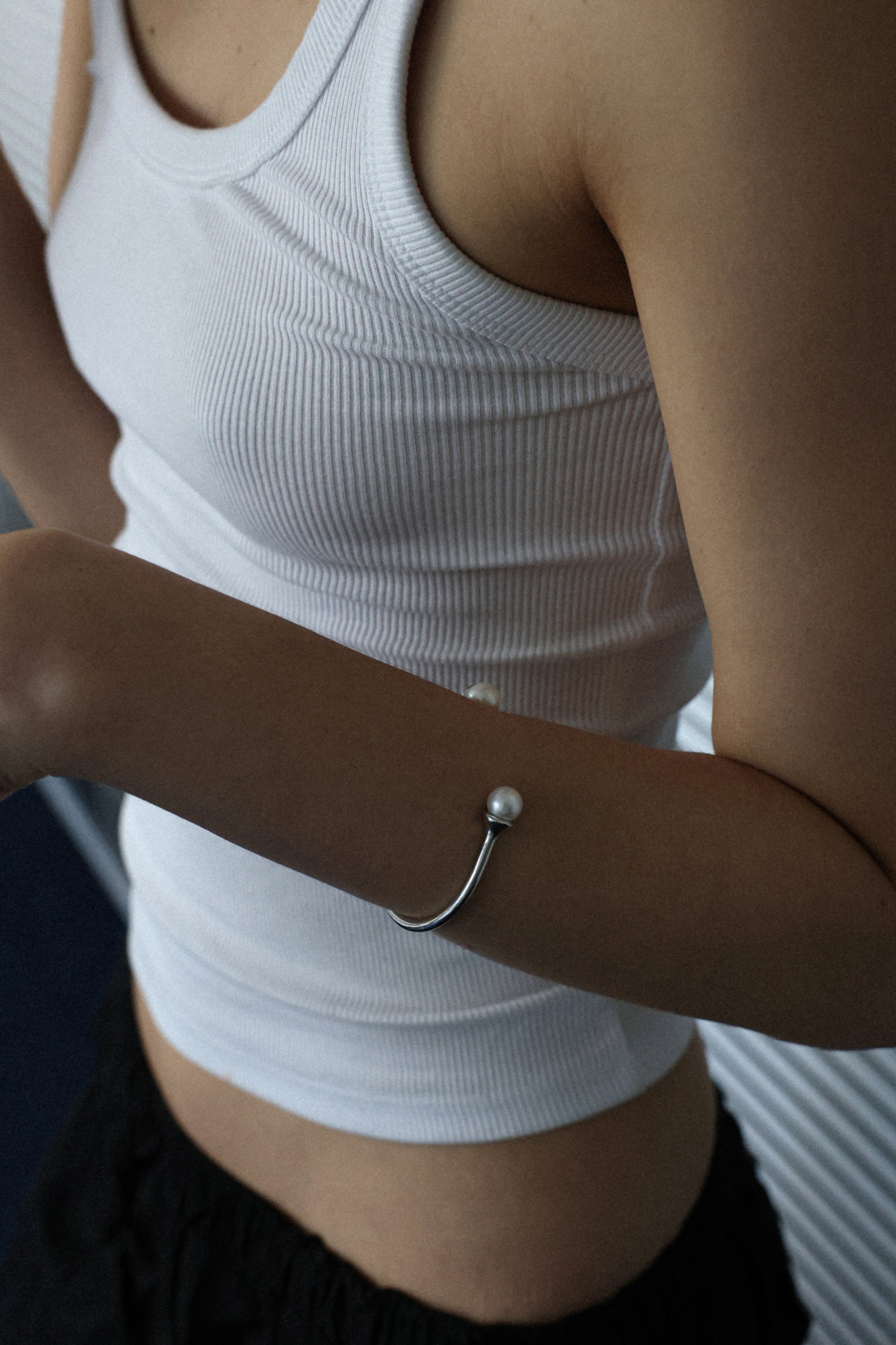 冷白双珍珠开口手链