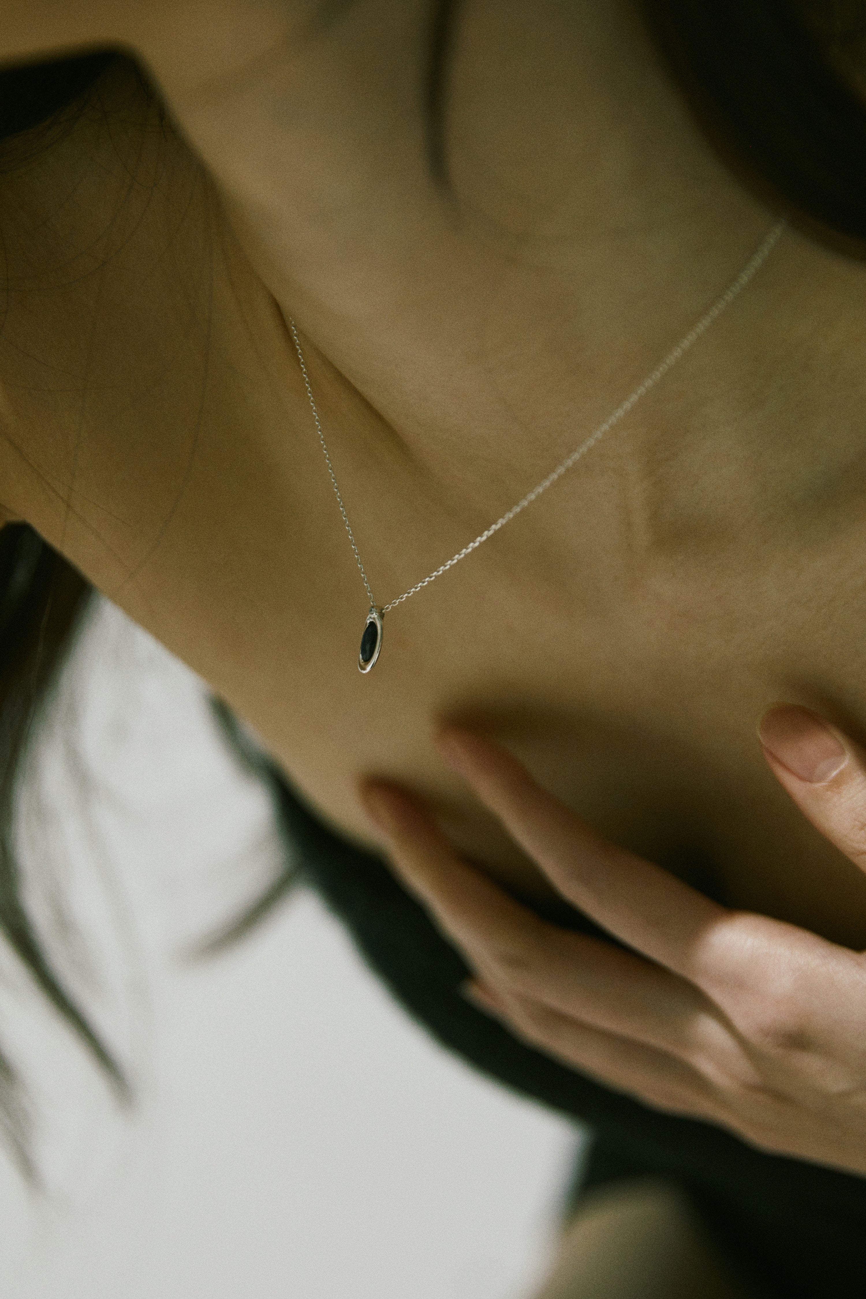 ミニ エターナル ブルー ラブラドライト シルバー ネックレス