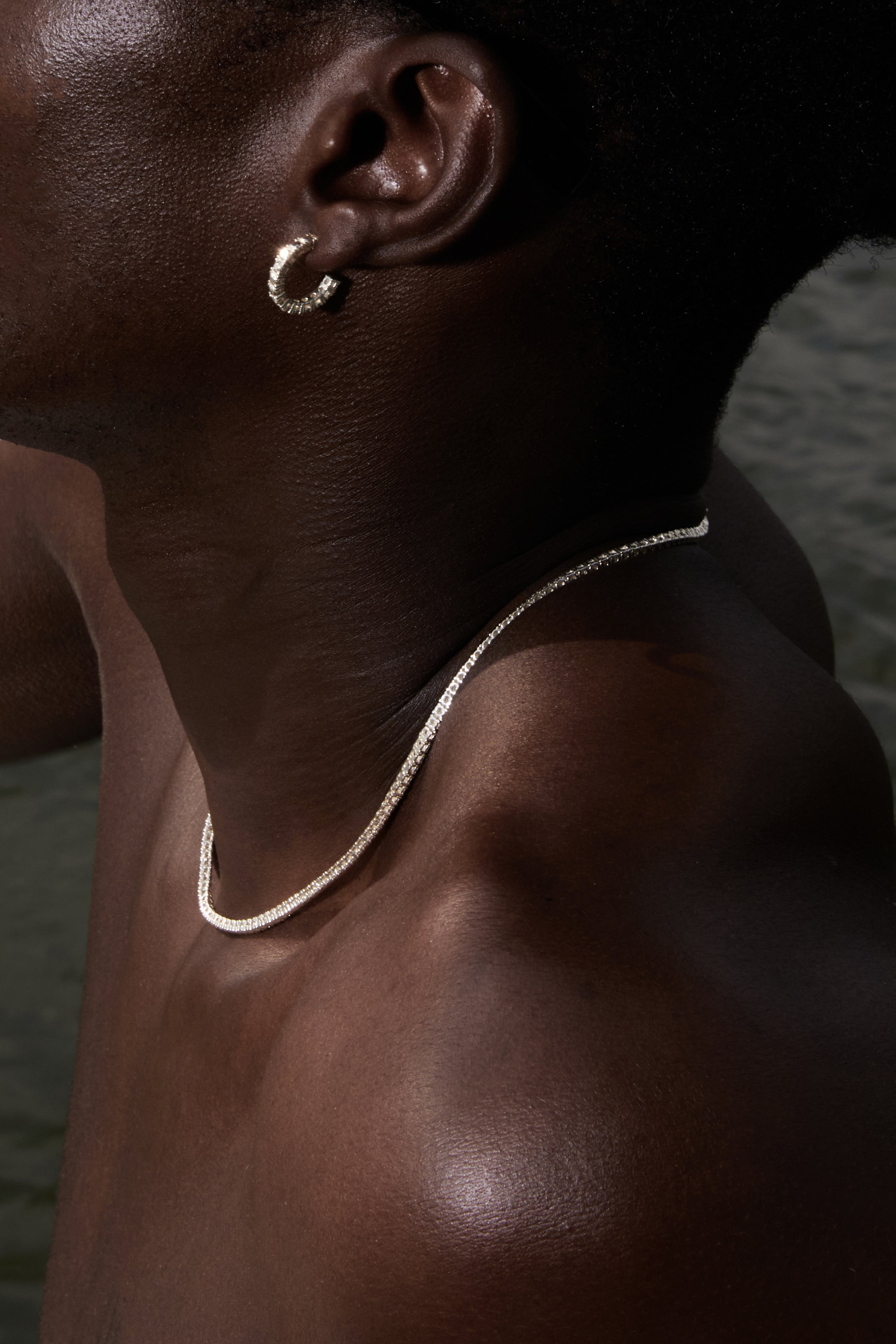 シルバーダイヤモンドテニスフープイヤリング M