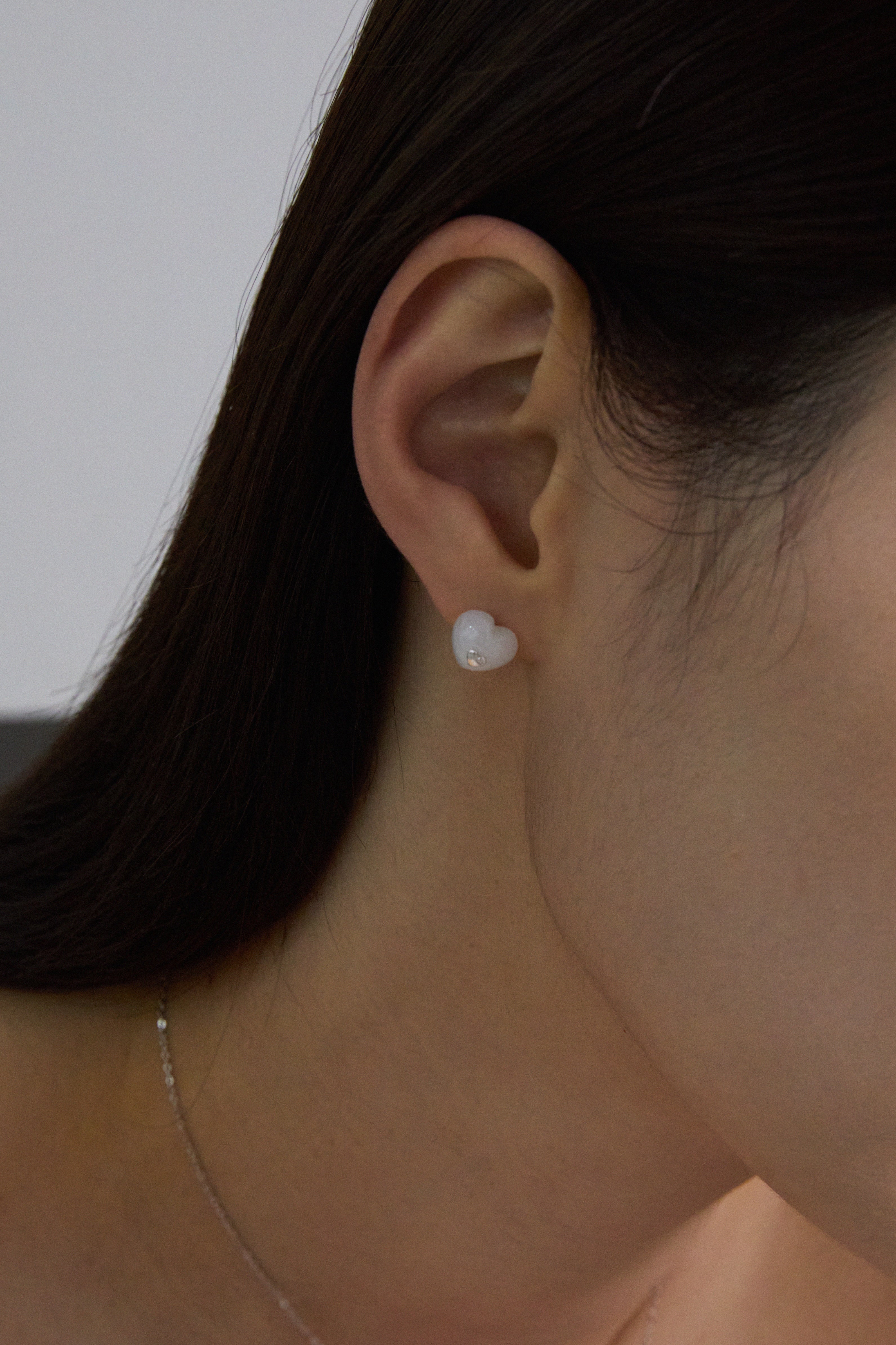 VERY VINTAGE WHITE QUARTZ SILVER HEART EARRINGS