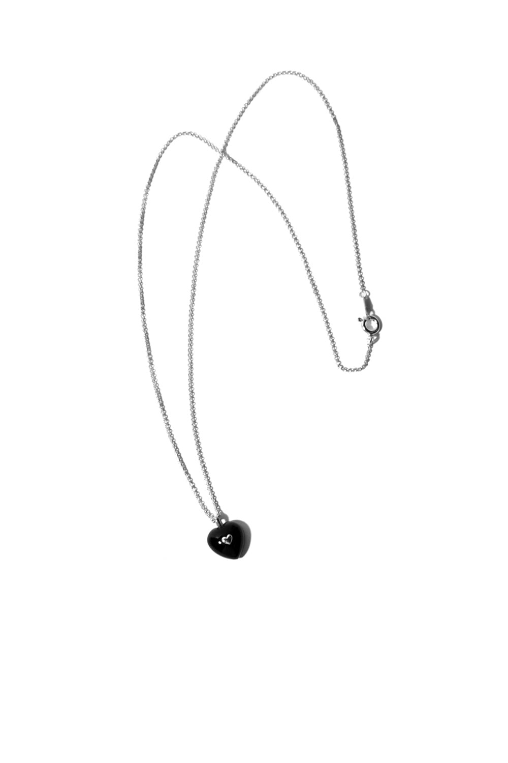 とてもヴィンテージなブラックオニキスのハートペンダントネックレス