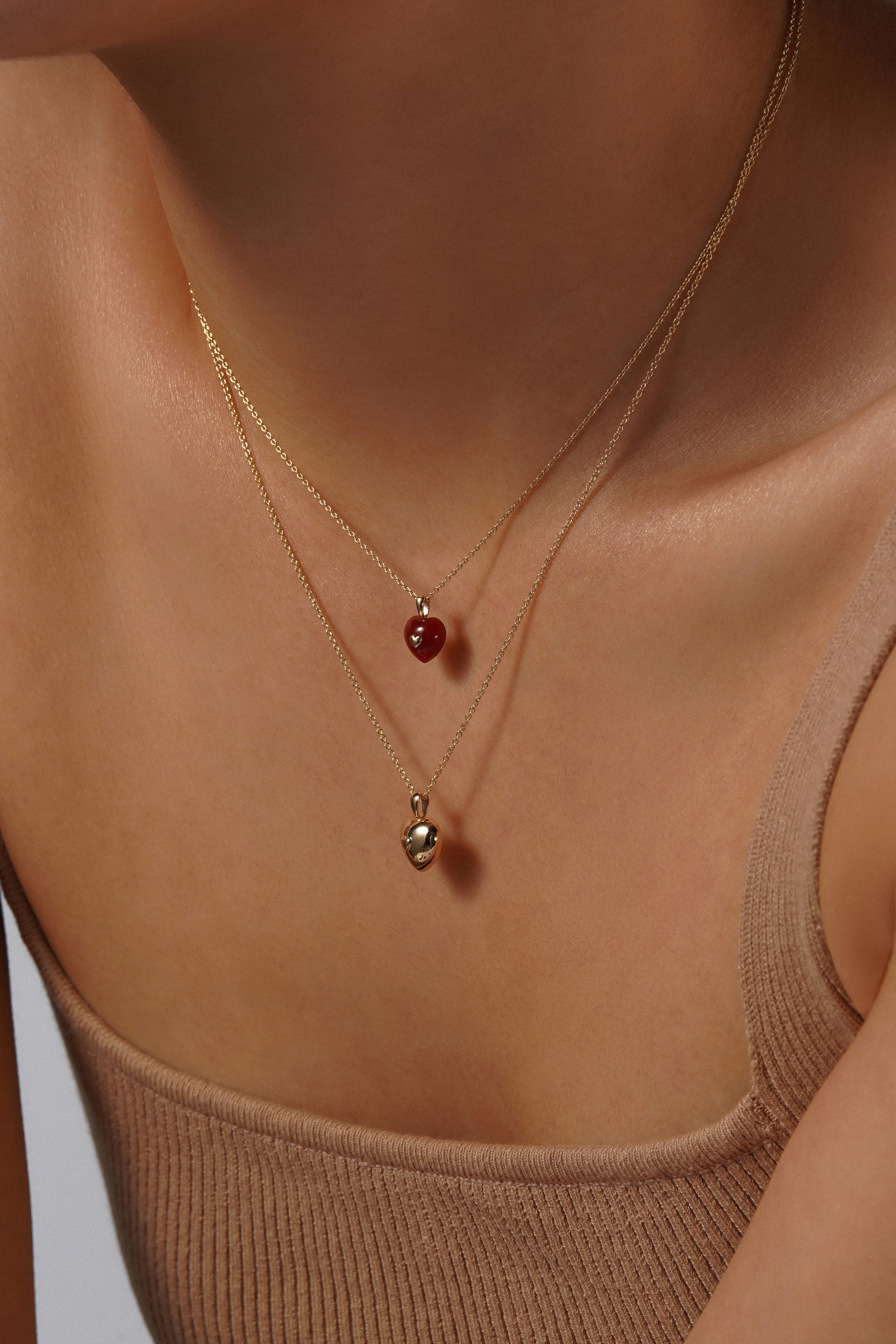 非常复古的金色心形吊坠项链